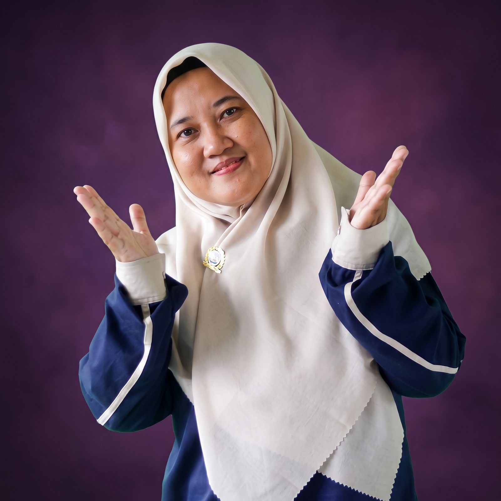 Nurika Ratnaningtyas, SS.
